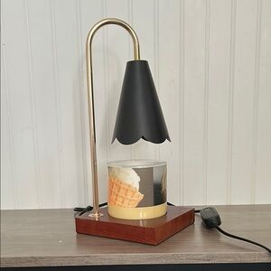 Black and Gold Candle Warmer Lamp